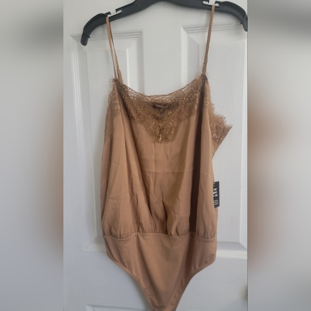 Express Conscious Edit Cami Career Bodysuit Soft Lace Tan Sz L  NEW